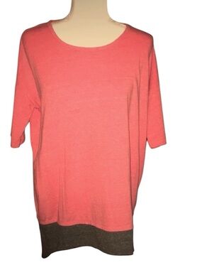 LuLaRoe Pink & Gray High Low Top